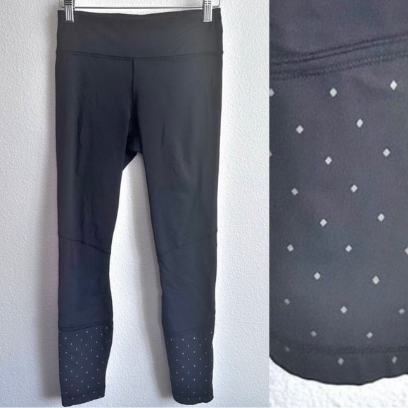 EUC Lululemon polka dot wunder under gold dot accents‼️must bundle no discount‼️ - Picture 2 of 9